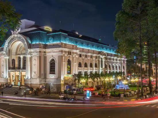 Thu Thai Hotel - Lunaria Maison Group Хошимин Экстерьер фото