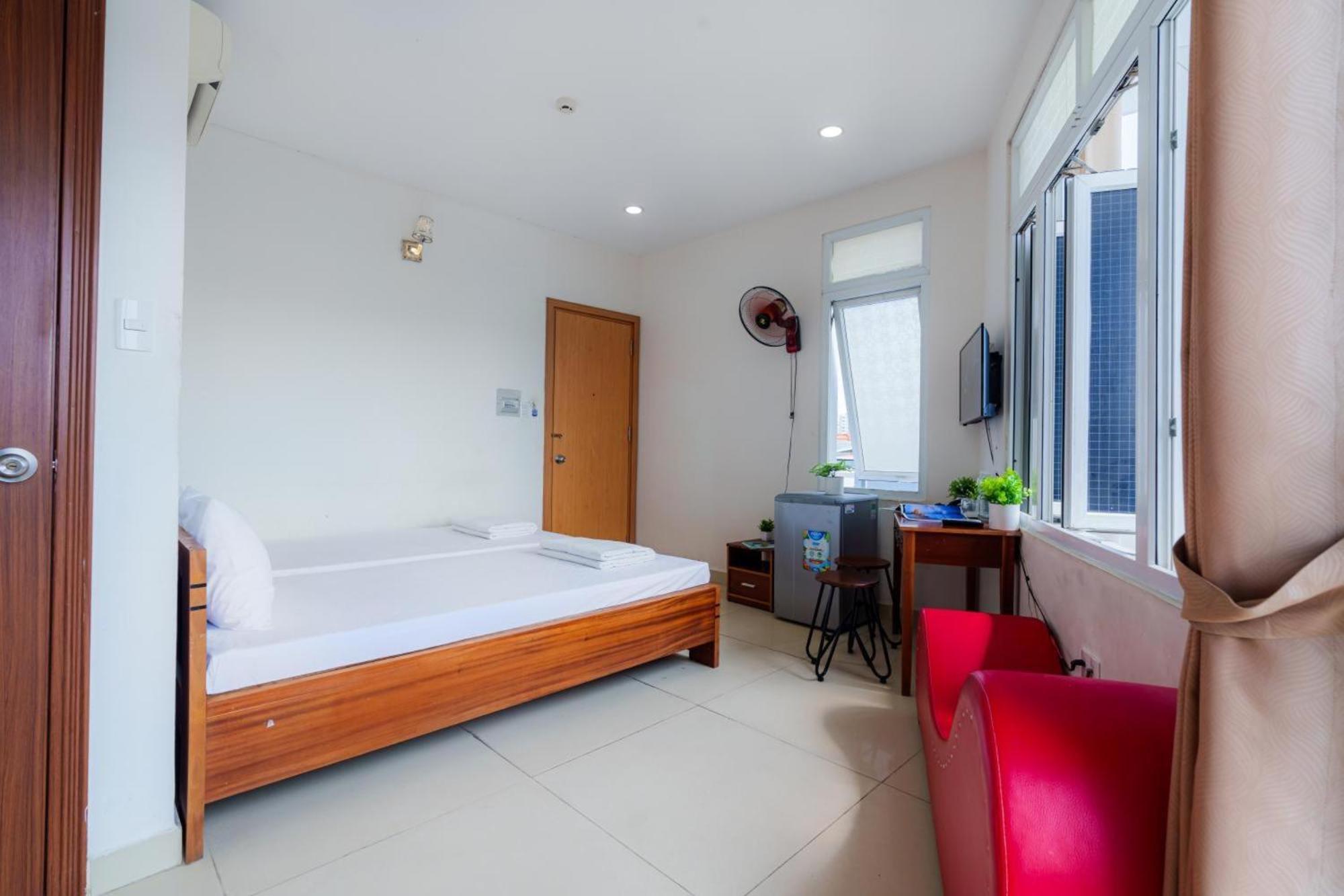 Thu Thai Hotel - Lunaria Maison Group Хошимин Экстерьер фото